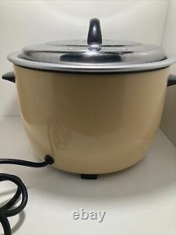 25 Cup Commercial Electric Rice Cooker By Town Ricemaster Model 56822 120v