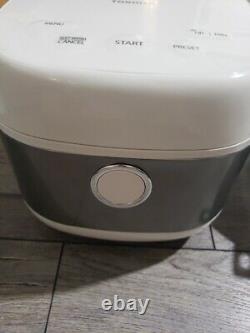 TOSHIBA TRSH01 Rice Cooker Induction Heating, with Steamer 5.5 Cup Uncooked