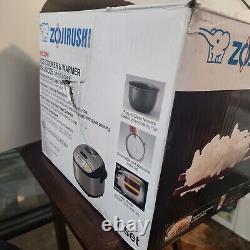 Zojirushi Micom NS-LGC05 3 Cup Rice Cooker/Warmer Stainless Black. New Open box