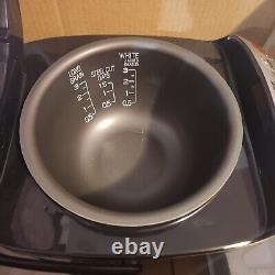 Zojirushi Micom NS-LGC05 3 Cup Rice Cooker/Warmer Stainless Black. New Open box