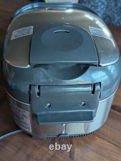 Zojirushi NP-HCC10 Induction Heating System Rice Cooker & Warmer 5.5 Cup Used